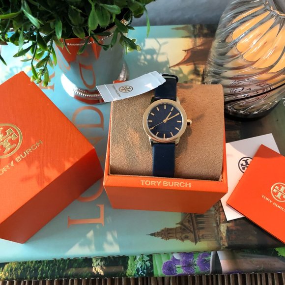 ? NEW Tory Burch Gigi Round Navy Watch main image 4